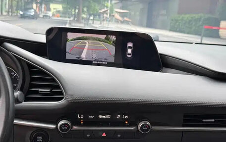 Mazda 3, 2023 год, 1 400 000 рублей, 19 фотография