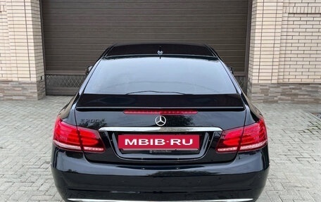 Mercedes-Benz E-Класс, 2015 год, 1 850 000 рублей, 5 фотография