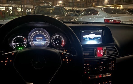 Mercedes-Benz E-Класс, 2015 год, 1 850 000 рублей, 10 фотография