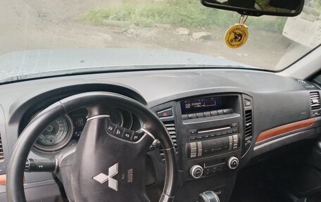 Mitsubishi Pajero IV, 2007 год, 1 200 000 рублей, 4 фотография