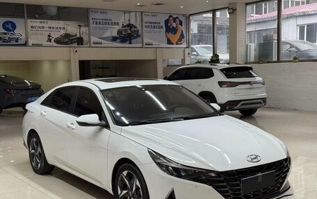 Hyundai Elantra, 2022 год, 1 400 000 рублей, 3 фотография