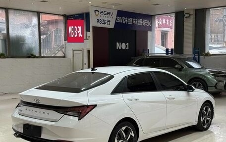 Hyundai Elantra, 2022 год, 1 400 000 рублей, 4 фотография