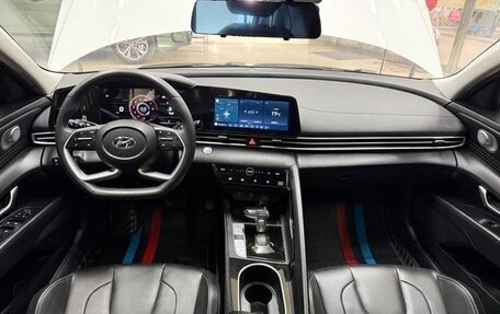 Hyundai Elantra, 2022 год, 1 400 000 рублей, 10 фотография