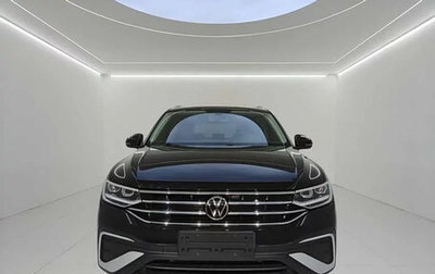 Volkswagen Tiguan II, 2023 год, 2 020 000 рублей, 1 фотография