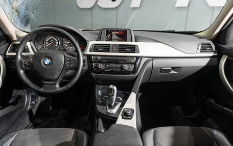 BMW 3 серия, 2016 год, 2 079 000 рублей, 14 фотография