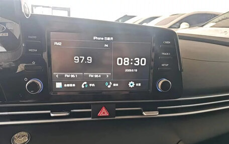 Hyundai Elantra, 2025 год, 1 600 000 рублей, 14 фотография