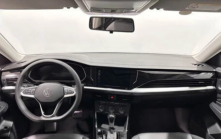 Volkswagen Passat, 2025 год, 1 900 000 рублей, 10 фотография