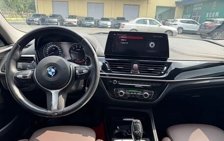 BMW 1 серия, 2022 год, 1 876 000 рублей, 9 фотография
