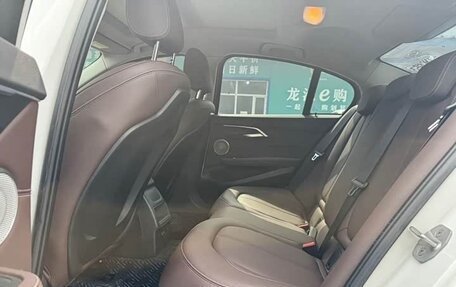 BMW 1 серия, 2022 год, 1 876 000 рублей, 13 фотография