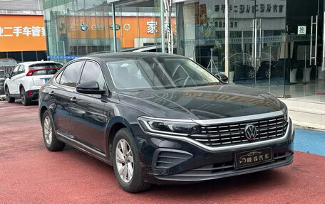 Volkswagen Passat, 2025 год, 1 900 000 рублей, 2 фотография
