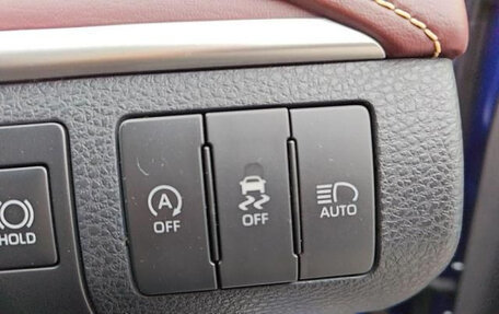 Toyota Harrier, 2018 год, 2 500 000 рублей, 14 фотография