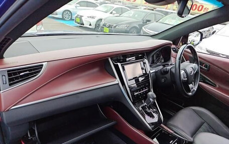 Toyota Harrier, 2018 год, 2 500 000 рублей, 9 фотография