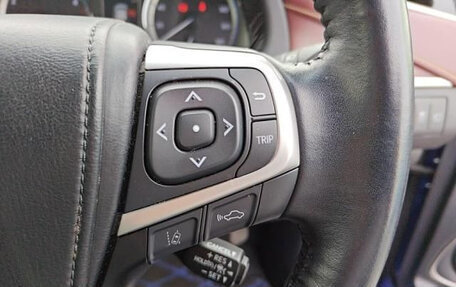 Toyota Harrier, 2018 год, 2 500 000 рублей, 11 фотография