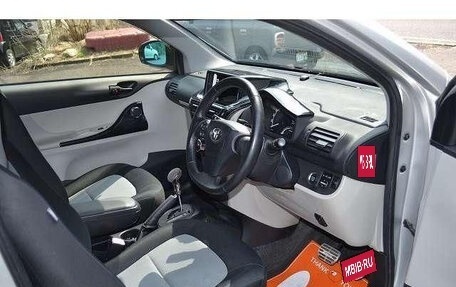 Toyota iQ, 2013 год, 700 000 рублей, 14 фотография