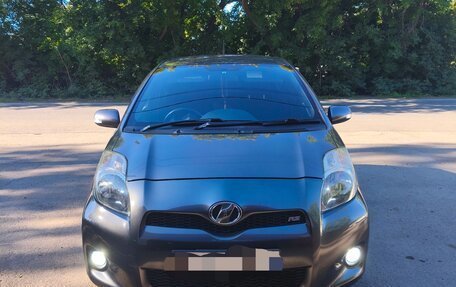 Toyota Vitz, 2010 год, 720 000 рублей, 2 фотография
