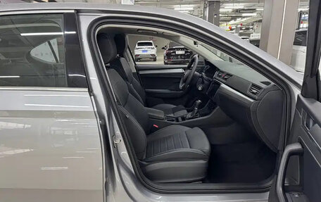 Skoda Superb III рестайлинг, 2025 год, 2 100 000 рублей, 9 фотография