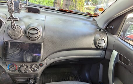 Chevrolet Aveo III, 2010 год, 250 000 рублей, 4 фотография