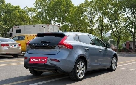 Volvo V40 II рестайлинг, 2018 год, 1 300 000 рублей, 6 фотография