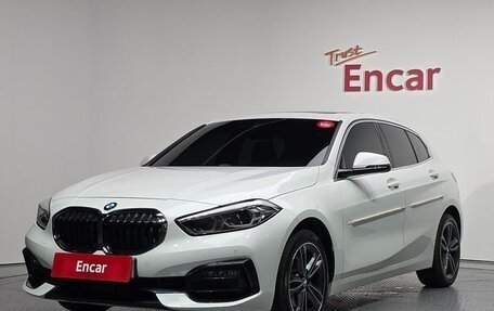 BMW 1 серия, 2020 год, 2 270 000 рублей, 2 фотография