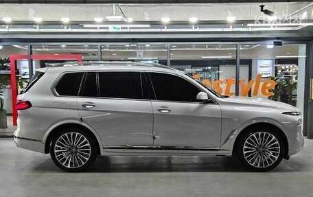 BMW X7, 2022 год, 10 769 000 рублей, 3 фотография