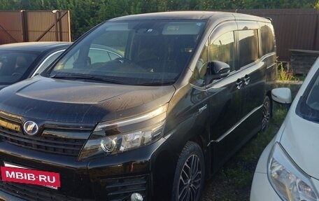 Toyota Voxy III, 2016 год, 1 510 600 рублей, 2 фотография