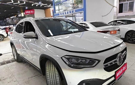 Mercedes-Benz GLA, 2023 год, 2 400 000 рублей, 1 фотография