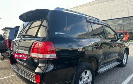 Toyota Land Cruiser 200, 2011 год, 2 950 000 рублей, 2 фотография
