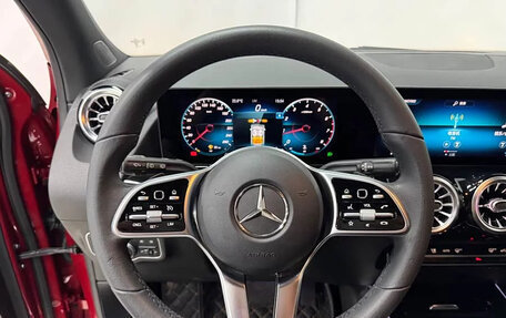 Mercedes-Benz GLA, 2023 год, 2 500 000 рублей, 9 фотография