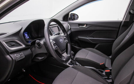 Hyundai Solaris II рестайлинг, 2019 год, 1 380 000 рублей, 10 фотография