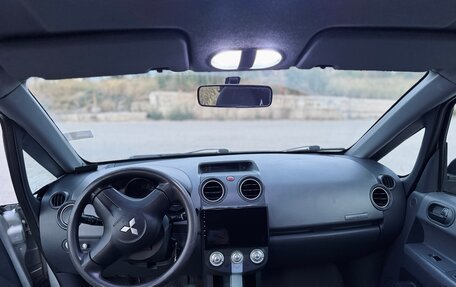 Mitsubishi Colt VI рестайлинг, 2006 год, 359 000 рублей, 10 фотография