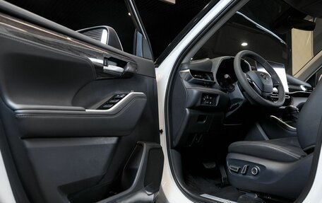 Toyota Highlander, 2026 год, 5 700 000 рублей, 15 фотография