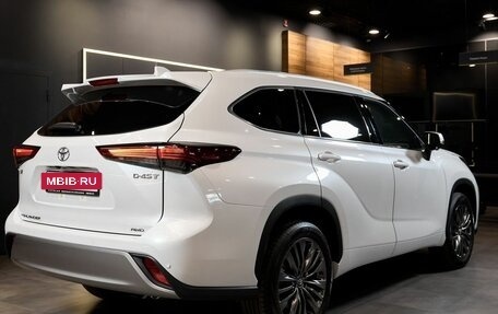 Toyota Highlander, 2026 год, 5 700 000 рублей, 30 фотография