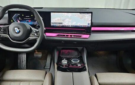 BMW 5 серия, 2025 год, 7 300 000 рублей, 6 фотография