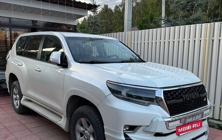 Toyota Land Cruiser Prado 150 рестайлинг 2, 2014 год, 3 350 000 рублей, 2 фотография