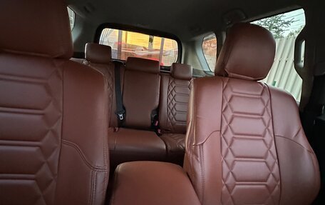 Toyota Land Cruiser Prado 150 рестайлинг 2, 2014 год, 3 350 000 рублей, 18 фотография
