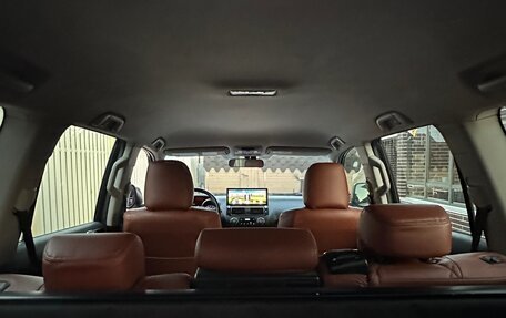 Toyota Land Cruiser Prado 150 рестайлинг 2, 2014 год, 3 350 000 рублей, 15 фотография