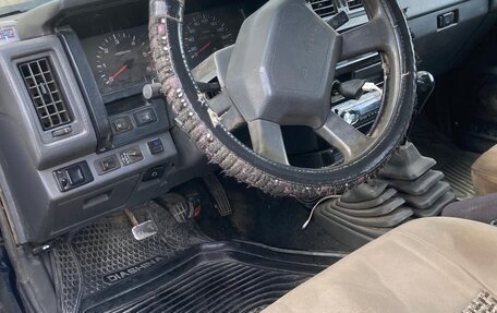 Nissan Terrano II рестайлинг, 1994 год, 750 000 рублей, 9 фотография
