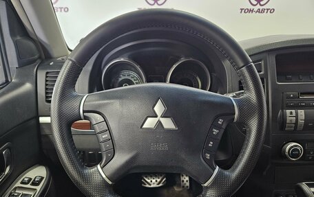 Mitsubishi Pajero IV, 2008 год, 1 425 000 рублей, 16 фотография