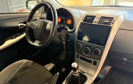 Toyota Corolla, 2011 год, 1 029 000 рублей, 17 фотография