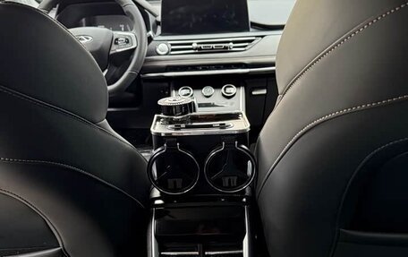 Chery Tiggo 8 I, 2022 год, 1 543 000 рублей, 10 фотография