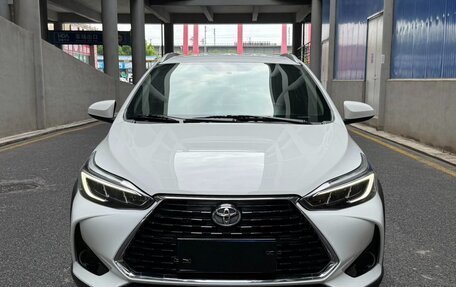 Toyota Yaris XP150 рестайлинг, 2022 год, 1 456 095 рублей, 2 фотография
