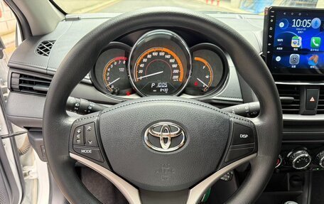 Toyota Yaris XP150 рестайлинг, 2022 год, 1 456 095 рублей, 14 фотография