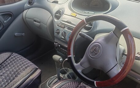 Toyota Vitz, 2001 год, 250 000 рублей, 3 фотография