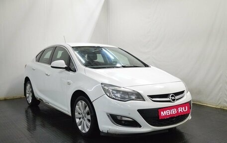Opel Astra J, 2013 год, 690 000 рублей, 3 фотография