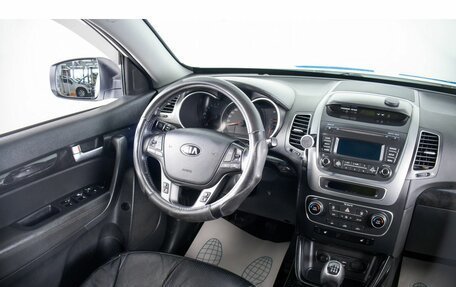 KIA Sorento II рестайлинг, 2018 год, 2 099 000 рублей, 11 фотография