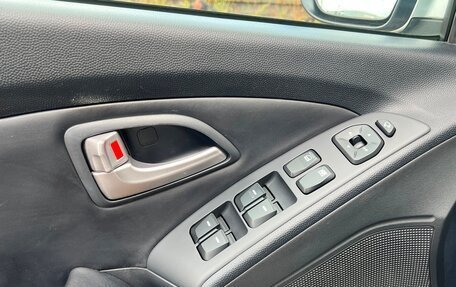Hyundai ix35 I рестайлинг, 2013 год, 2 300 000 рублей, 3 фотография