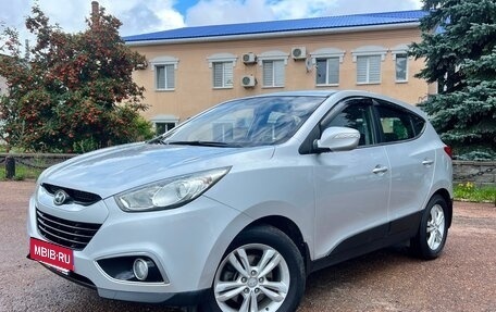 Hyundai ix35 I рестайлинг, 2013 год, 2 300 000 рублей, 1 фотография