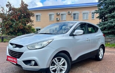 Hyundai ix35 I рестайлинг, 2013 год, 2 300 000 рублей, 1 фотография