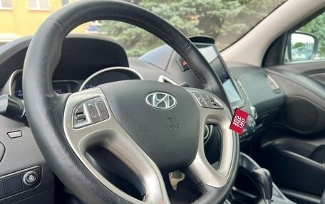 Hyundai ix35 I рестайлинг, 2013 год, 2 300 000 рублей, 15 фотография