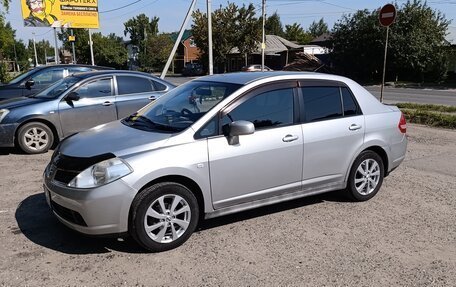 Nissan Tiida, 2005 год, 450 000 рублей, 1 фотография